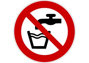 Zákazové značení – Zde není pitná voda