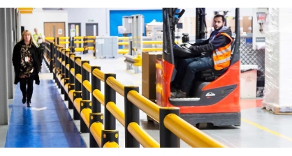 Jak vybrat správné bezpečnostní zábrany pro váš provoz: Průvodce pro sklady, výrobu a logistiku