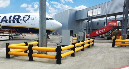 Moderní polymerové zábranové systémy A-SAFE pro bezpečnou a plynulou letištní logistiku