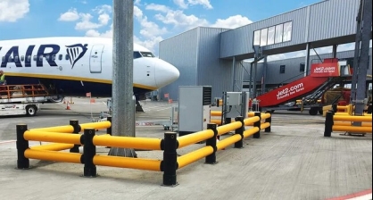 Moderní polymerové zábranové systémy A-SAFE pro bezpečnou a plynulou letištní logistiku