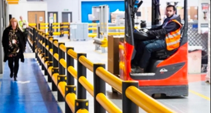 Jak správně vybrat bezpečnostní zábrany: Průvodce pro sklady, výrobu a logistická centra