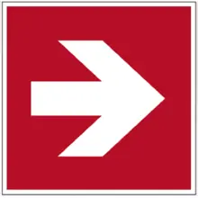 Bezpečnostní požární značení, indikátor směru – luminiscenční hliníkový kompozit, 150×150 mm