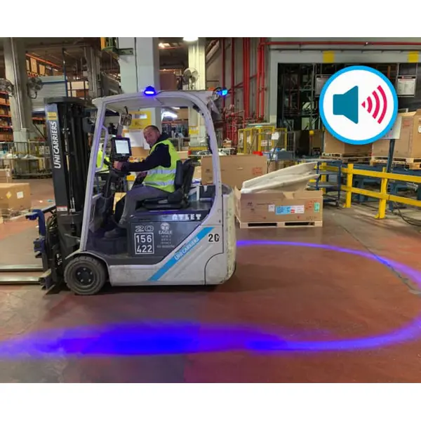 BlueDetect, bezpečnostní obvodové světlo pro VZV s couvacími senzory – 2× Radarový detektor, 1× LED světlo 180°, 1× kovový držák, 3× magnet