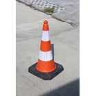 Dopravní kužel Highway – v. 750 mm, 2× reflexní pruh třídy 2