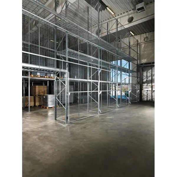 Drátěné a ocelové příčky Modul Vario o délce 20 m a více – pletivo 100×20 mm, drát pr. 2,5 mm, stojka 60×60×2350 mm, pozink, v. 2350 mm