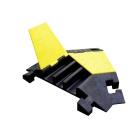 Kabelový přejezd, most 20t, rohový díl pravý 30° – 600×500×70 mm, žluto-černá