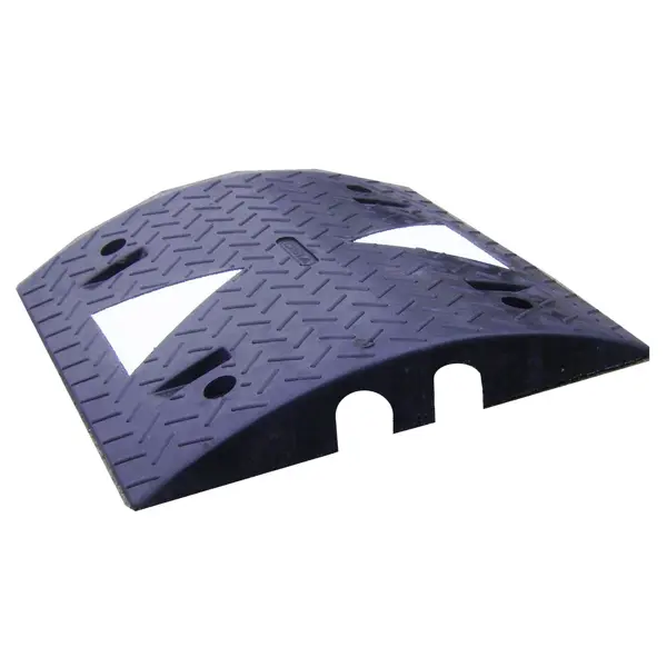 Kabelový přejezd, most 5 km/h, 40 t – 500×500×80 mm, černá