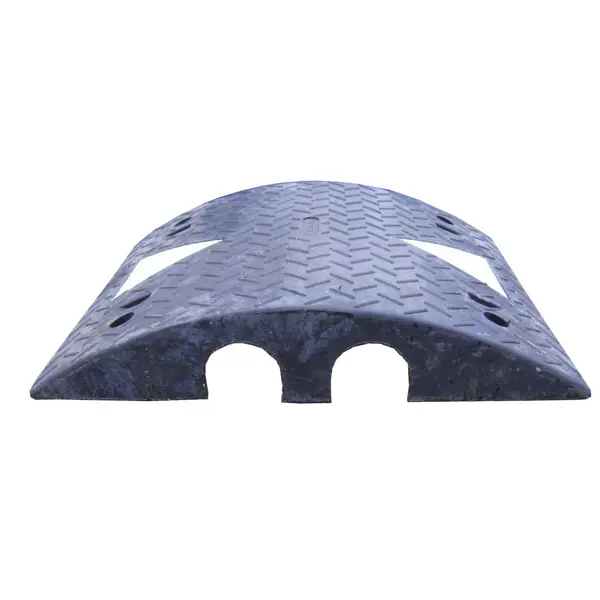 Kabelový přejezd, most 5 km/h, 40t – 600×500×110 mm, černá