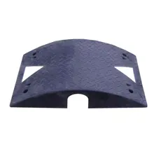 Kabelový přejezd, most 5 km/h, 40 t – 800×500×150 mm, černá