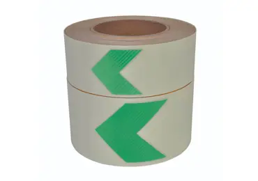 Luminiscenční podlahová a nástěnná páska (s protiskluzovým povrchem)– PVC, směrová šipka, zelená