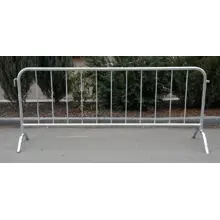 Mobilní kovová zábrana CLASSIC BARRIER – délka 300 cm, profil 32