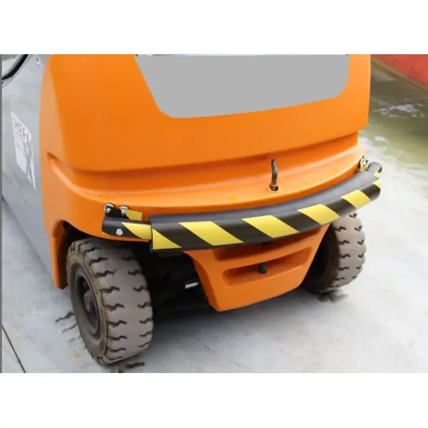 Mobilní magnetický nárazník pro manipulační techniku Bumper Medium – 1050×60×85 mm