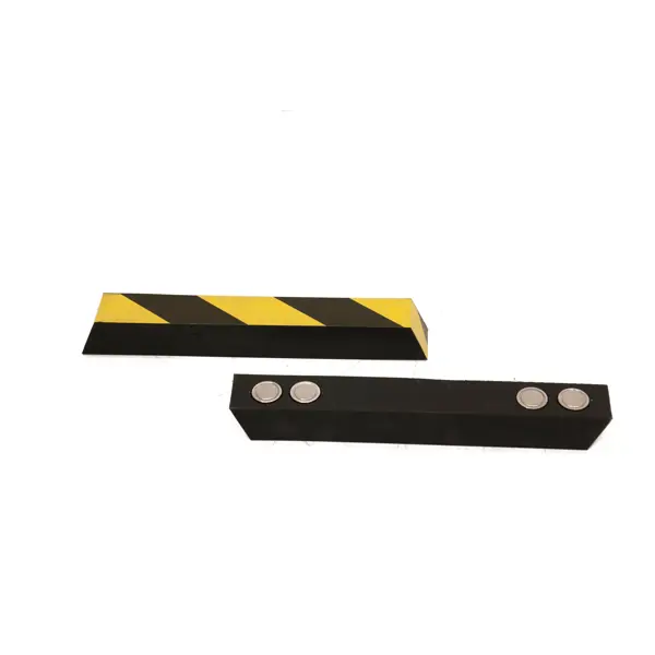 Mobilní magnetický nárazník pro manipulační techniku Bumper Medium, rovný – 400×50×50 mm