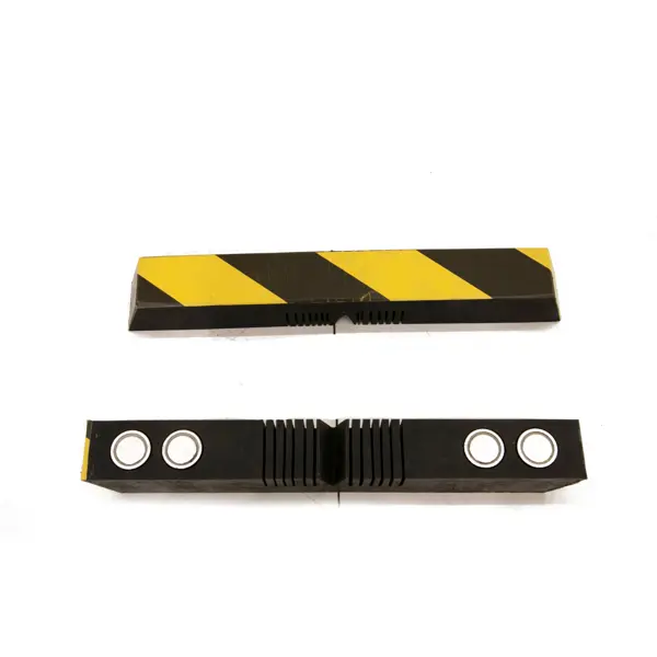 Mobilní magnetický nárazník pro manipulační techniku Bumper V, ohebný – 400×50×50 mm