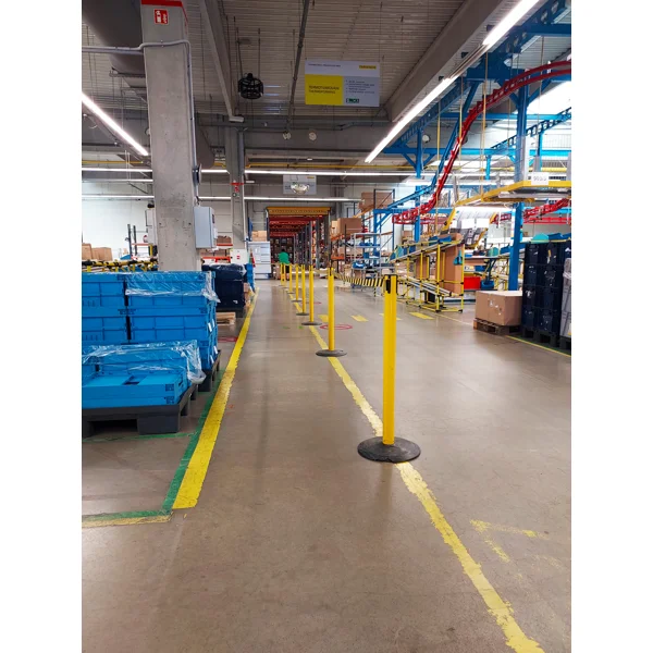 Mobilní zahrazovací sloupek Popular Basic, žlutý – žluto-černé pásmo 2,3 m