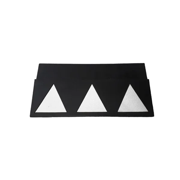 Nájezdová/náběhová hrana Silence pro ocelové přejezdové desky přes výkopy – recyklovaná pryž, černá, 400×750×42 mm