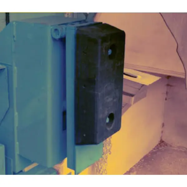 Nárazník pro ochranu nakládacích ramp a vozidel – 395×147×80 mm