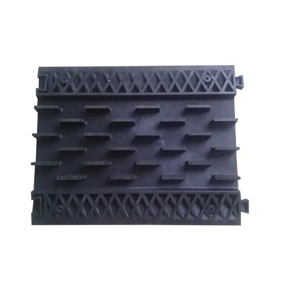 Nášlapná, pochozí ochrana kabelů maxi – 500×390×40 mm