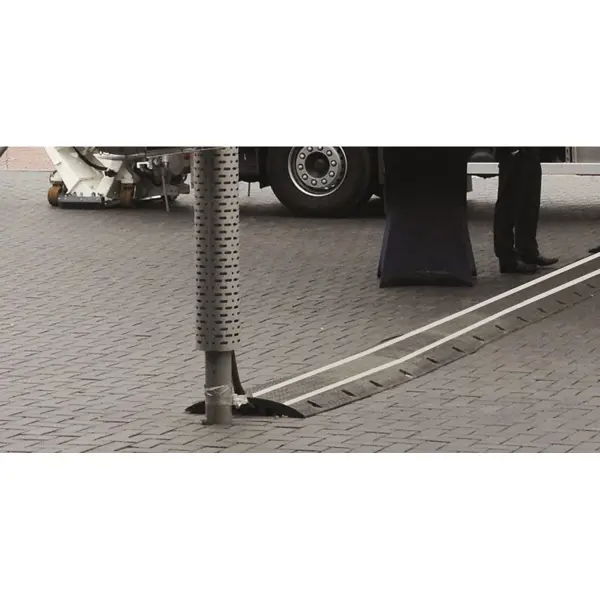 Nášlapná, pochozí ochrana kabelů maxi – 500×390×40 mm