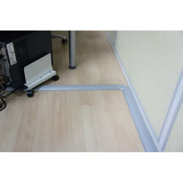 Nášlapná, pochozí ochrana kabelů, PVC – 2000×70×15 mm