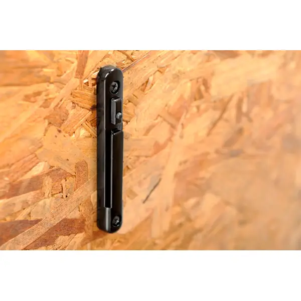 Nástenný klip Wall clip  –  medzikus pre napojenie pásma Tensabarrier