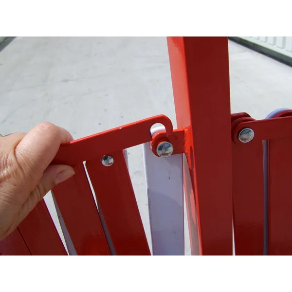 Nůžková roztahovací zábrana Standard, max. délka 4000 mm, červeno-bílá