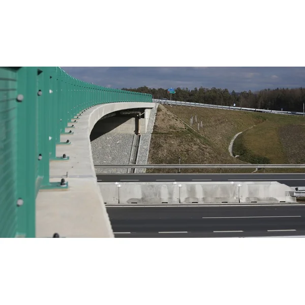 Oboustranné silniční betonové svodidlo TYP100, zkrácené – průběžný díl, 2000×695×1000 mm