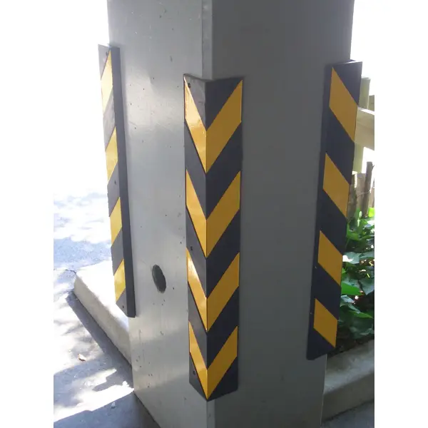 Ochranný rohový pryžový  profil Rubber 800 – žluto-černá