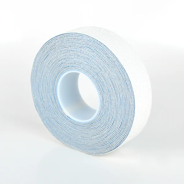 Odolná, ohebná podlahová páska s protiskluzovým povrchem WT-5845 – PU, bílá, 75 mm × 12,5 m