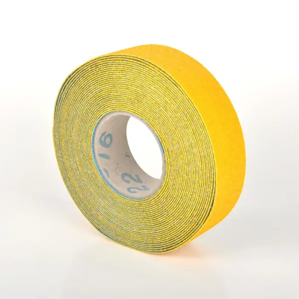 Odolná, ohebná podlahová páska s protiskluzovým povrchem WT-5845 – PU, žlutá, 100 mm × 12,5 m