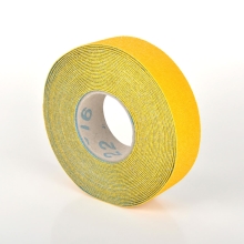 Odolná, ohebná podlahová páska s protiskluzovým povrchem WT-5845 – PU, žlutá, 50 mm × 12,5 m