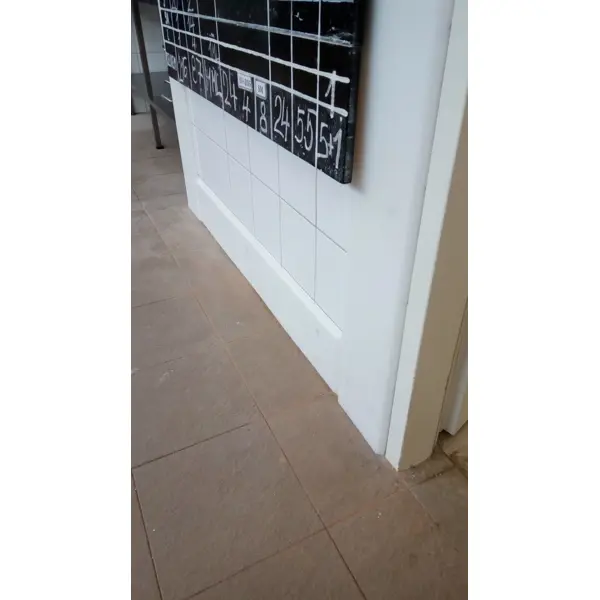 Okopová deska WallProtec Hygienic se zkosenou hranou – plast, bílá/mléčná, 2000×195 mm (1×/1×)