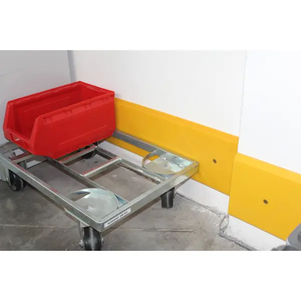 Okopová deska WallProtec Premium se zkosenou hranou – plast, žlutá, 2000×195 mm (1×/–)