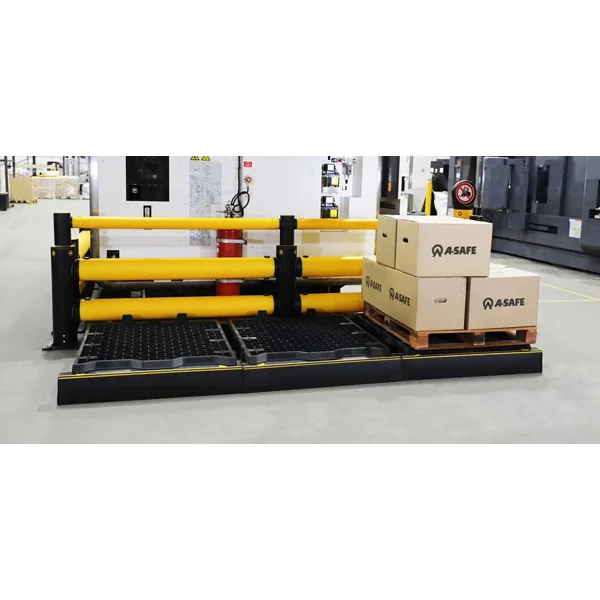 Paletová podesta UnderGuard vč. HD ForkGuard Kerb Barrier – PP, černá, 1241×1070 mm