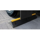 Parkovací doraz nákladních vozidel Truck Stop – 150×300×1000 mm, bez kotev
