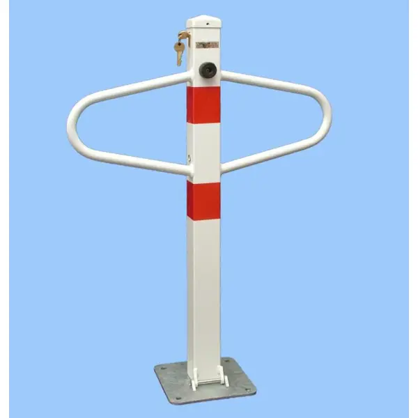 Parkovací sloupek MOTÝLEK – ocel, bílo-červená, 800×590 mm, sklopný, zámek FAB