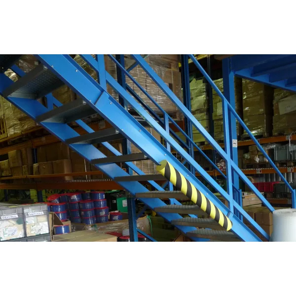 Pěnový ochranný varovný samolepicí profil SoftBumpers pro ocelové nosníky – 1000 × pr. 150 mm, žluto-černá