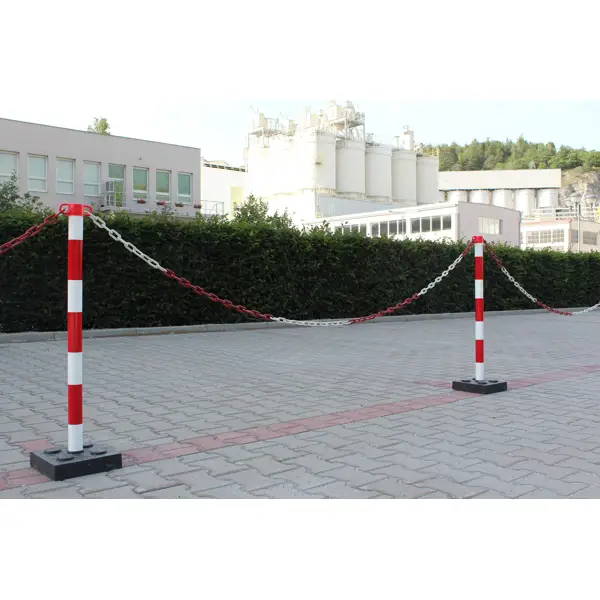 Plastový řetěz – červeno-bílá, 25 m × 7,5 mm