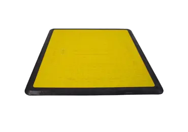 Pochozí krycí deska s pryžovým lemem LowPro 11/11, pro výkop šířky do 700 mm