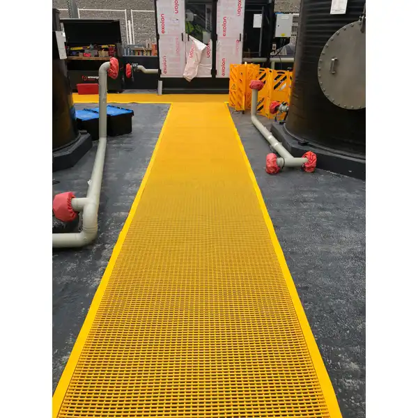 Pochozí rohož na ploché střechy Mats4Roof – PVC, 910×14 mm, role 10 m, žlutá