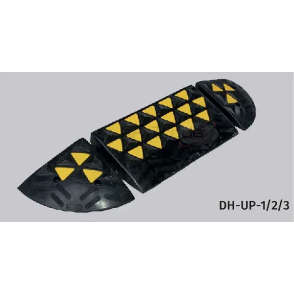 Pryžová reflexní nájezdová rampa, středový díl – žluto-černý, 600×360×150 mm