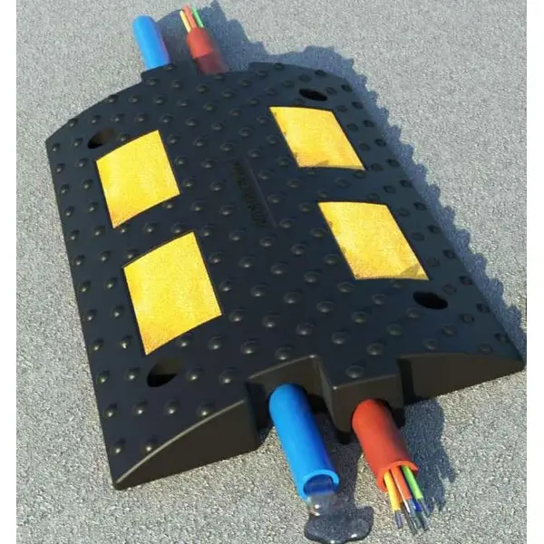 Pryžový retardér–kabelový přejezd 30 km/h, 30 t – 500×300×55,6 mm, černo-žlutá