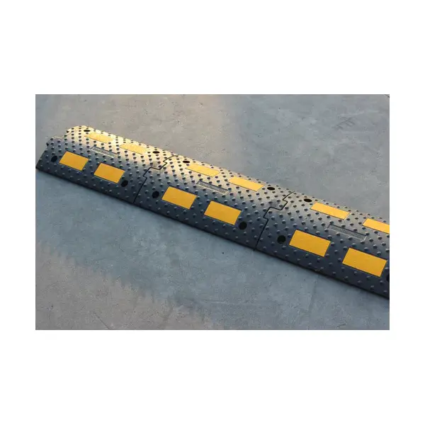 Pryžový retardér–kabelový přejezd 30 km/h, 30 t – 500×300×55,6 mm, černo-žlutá