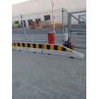 Reflexní polep na průběžná betonová svodidla, pruhy – žluto-černá, 240×1540 mm