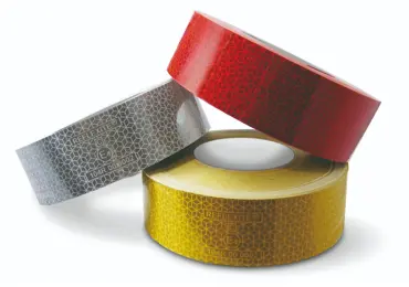 Reflexní značení nákladních vozidel a přívěsů WT-5218 – polypropylen