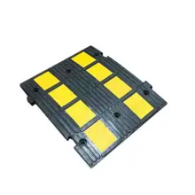 Retardér – kabelový přejezd 10 km/h, 40 t – 1200×250×100 mm, žluto-černá