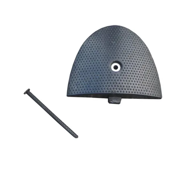 Retardér – kabelový přejezd 25 km/h, 20 t, koncový díl – 180×300×55 mm, žluto-černá