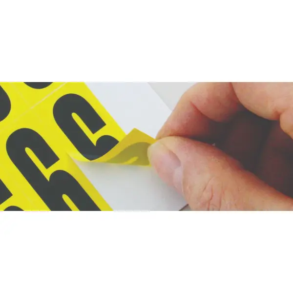 Samolepicí číslice – znak 0-9, žlutý podklad, 12 znaků na kartě