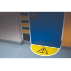 Samolepicí plošné protiskluzové značení (půlkruh), použijte ochranu nohou – PVC, 750x375 mm