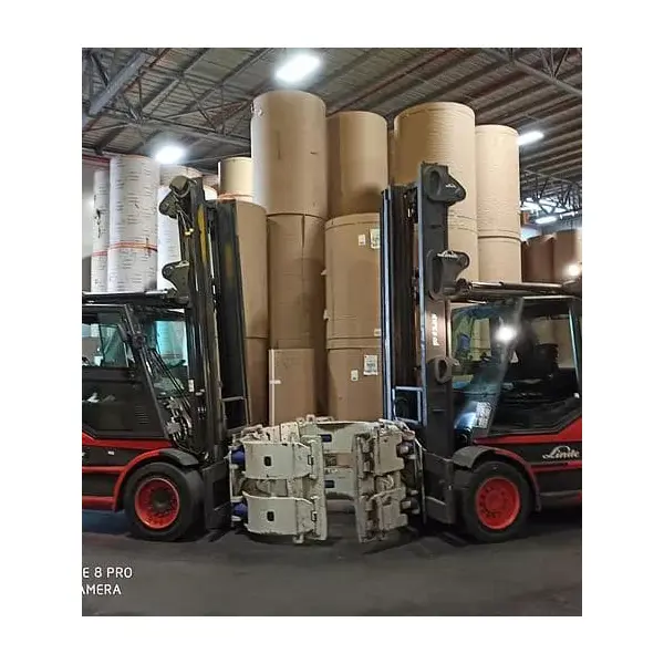 Signalizační systém pro zabezpečení průjezdů VZV ve skladech a výrobě – 1× centrální jednotka, 3× radarový detektor, 3× LED světlo-32 typů sirén, 3× s